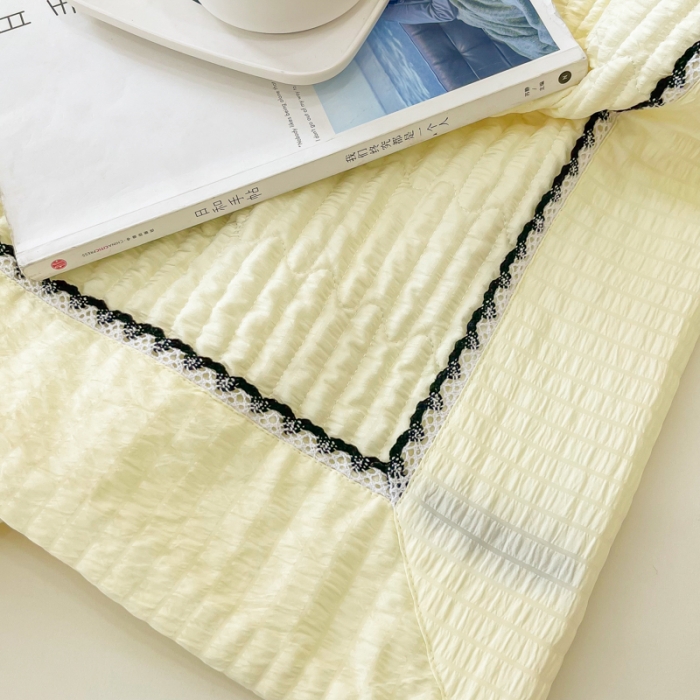 91家纺网 家纺一手货源 找家纺 乐卧2026雅韵蕾丝花边手工花卉夏被四件套有花版黄油色有花版