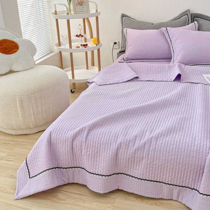 91家纺网 家纺一手货源 找家纺 乐卧2026雅韵蕾丝花边手工花卉夏被四件套简版 兰花色-简版