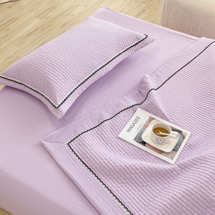 91家纺网 家纺一手货源 找家纺 乐卧2026雅韵蕾丝花边手工花卉夏被四件套简版 兰花色-简版