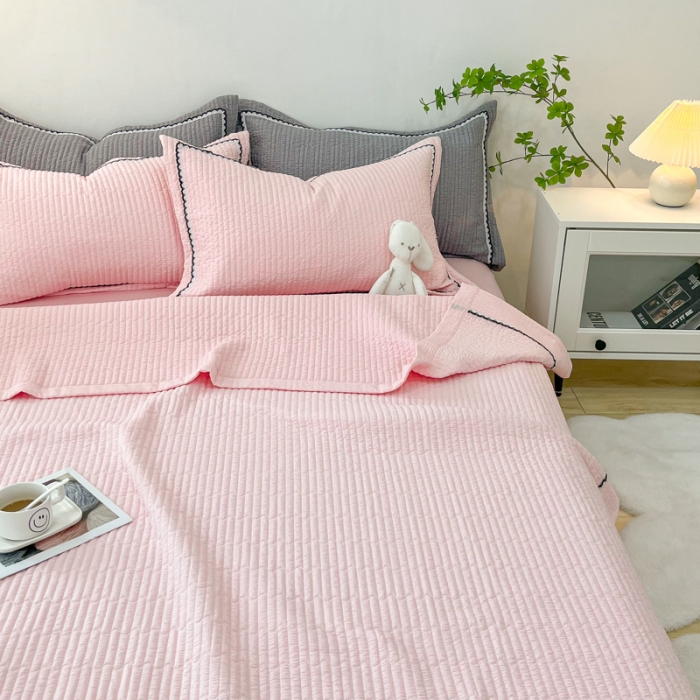 91家纺网 家纺一手货源 找家纺 乐卧2026雅韵蕾丝花边手工花卉夏被四件套简版 樱花粉-简版