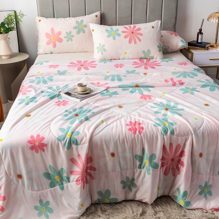 91家纺网 家纺一手货源 找家纺 2025 爱宝被业直播爆款凉感丝夏被夏凉被 花开朵朵