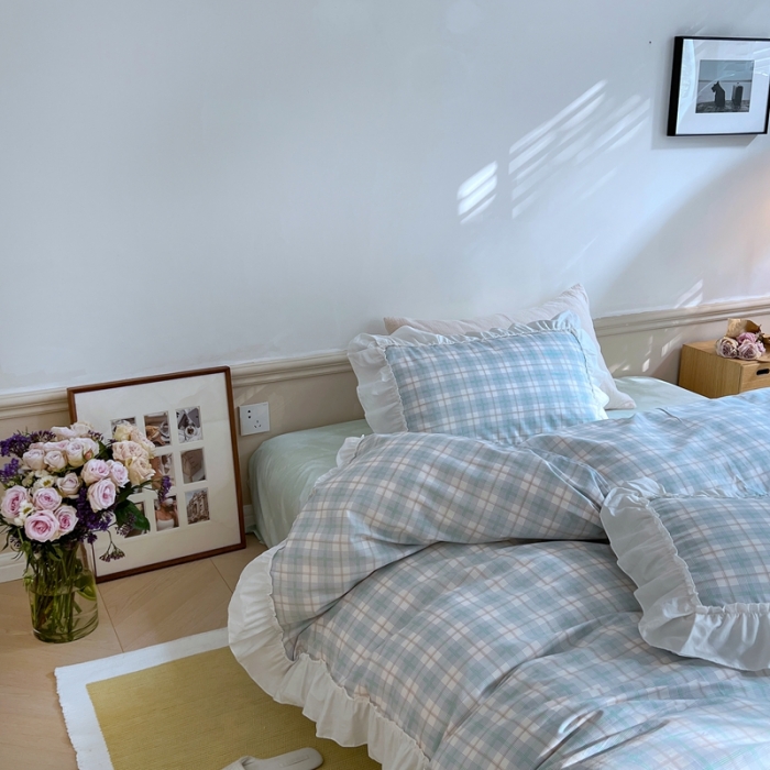 91家纺网 家纺一手货源 找家纺 昔可2022新款花边格子系列四件套 白茶酪酪