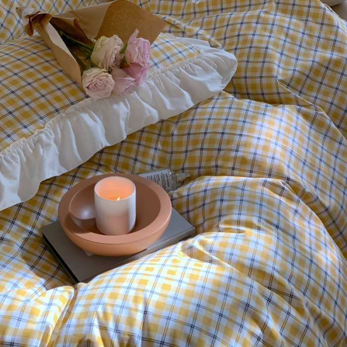 91家纺网 家纺一手货源 找家纺 昔可2022新款花边格子系列四件套 日落黄格