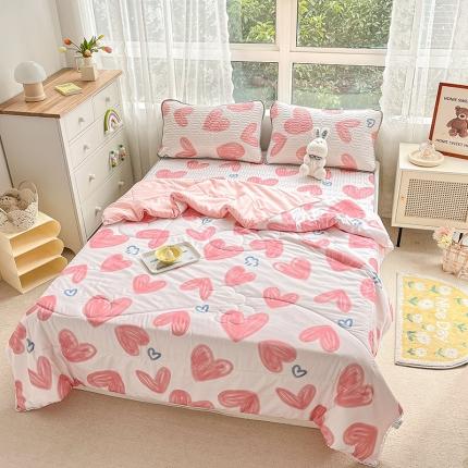 91家纺网 家纺一手货源 找家纺 寐居 2022新款乳胶凉席水洗棉夏被三件套四件套 粉爱心