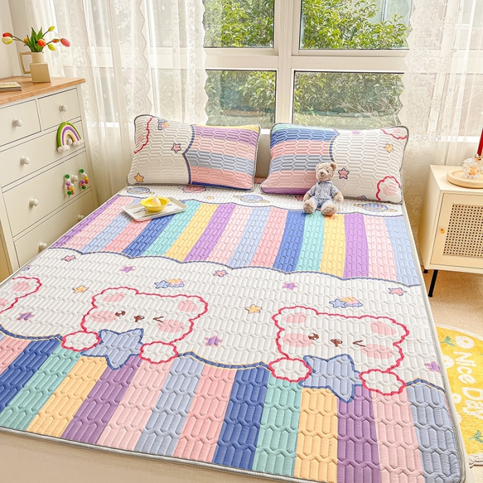 91家纺网 家纺一手货源 找家纺 寐居 2022新款乳胶凉席水洗棉夏被三件套四件套 彩虹熊