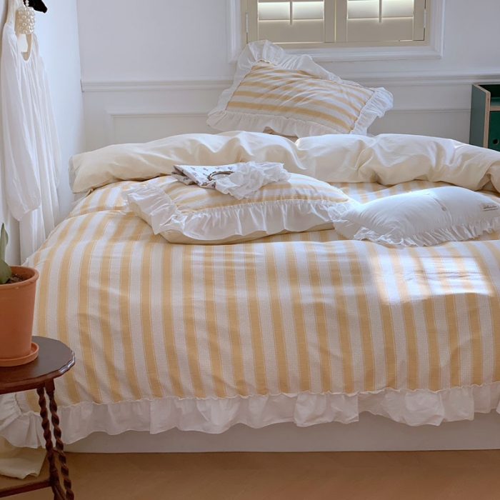 91家纺网 家纺一手货源 找家纺 昔可2022新款花边条纹系列四件套 小鸡黄条纹