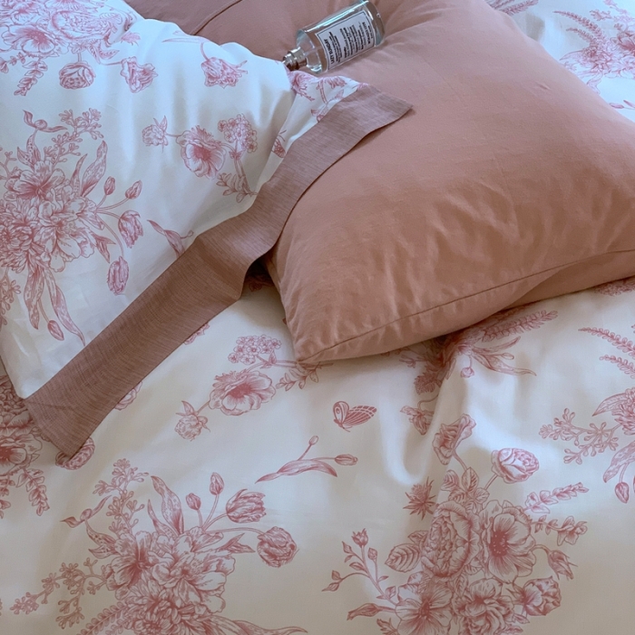 91家纺网 家纺一手货源 找家纺 昔可2022新款轻奢dior风四件套 蝴蝶玫瑰 粉