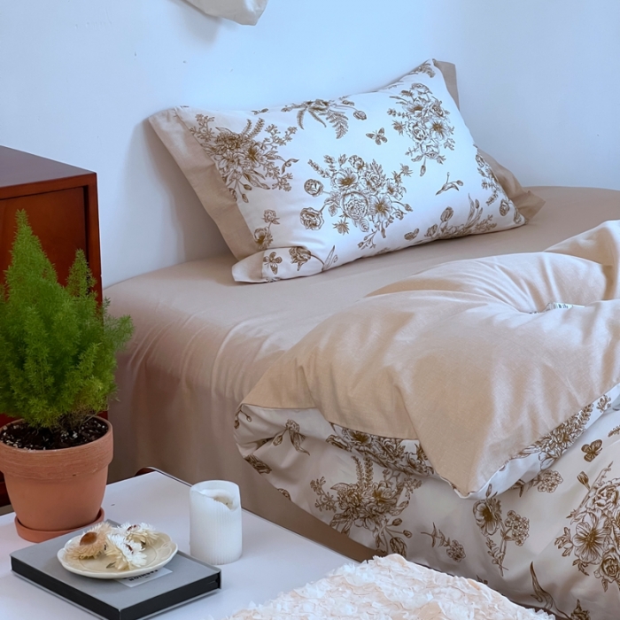 91家纺网 家纺一手货源 找家纺 昔可2022新款轻奢dior风四件套 蝴蝶玫瑰 金