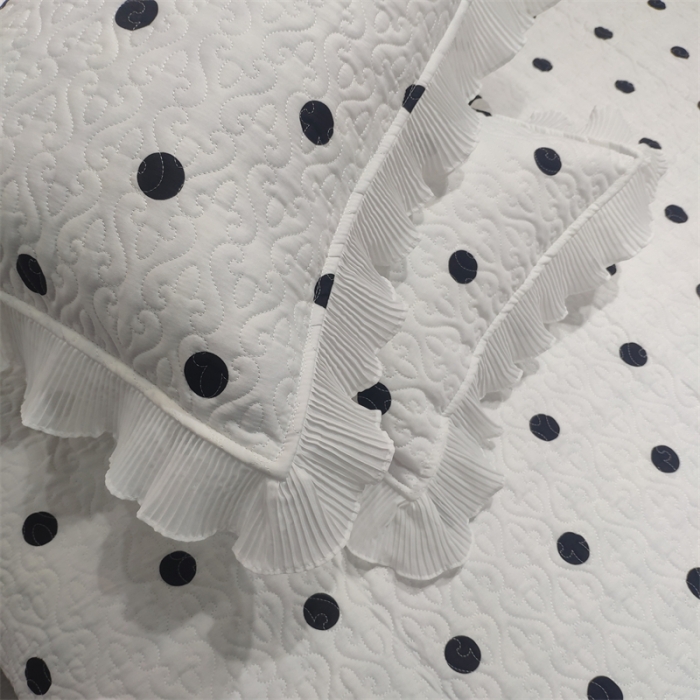 91家纺网 家纺一手货源 找家纺 添越 小清新韩版蕾丝花边纯棉夹棉床盖三件套全棉 波点白