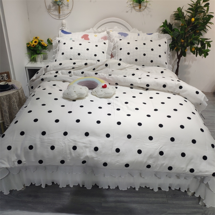 91家纺网 家纺一手货源 找家纺 添越 小清新韩版蕾丝花边纯棉夹棉床盖三件套全棉 波点白