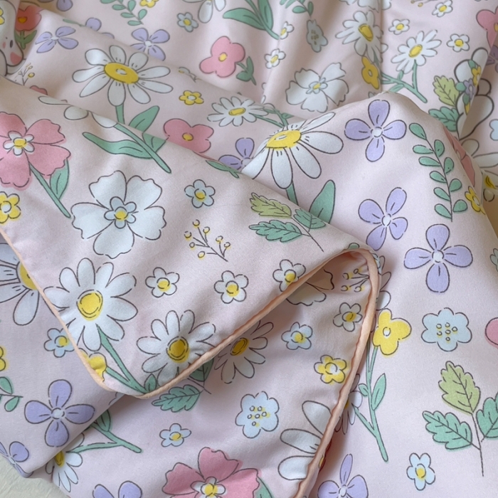 91家纺网 家纺一手货源 找家纺 星期八 2022新款A类水洗棉大豆夏被被子被芯 花丛