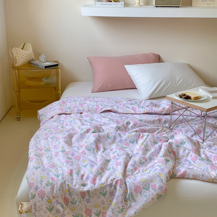 91家纺网 家纺一手货源 找家纺 星期八 2022新款A类水洗棉大豆夏被被子被芯 花丛