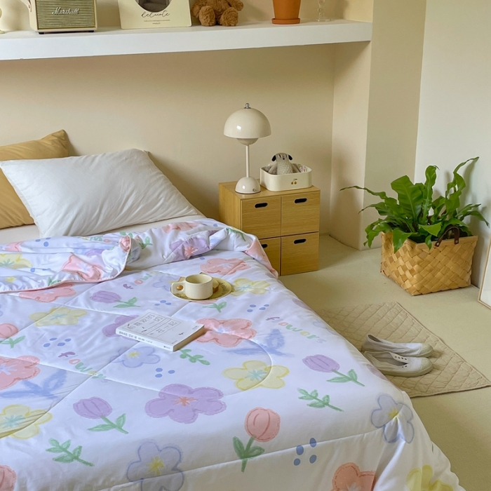 91家纺网 家纺一手货源 找家纺 星期八 2022新款A类水洗棉大豆夏被被子被芯 花枝