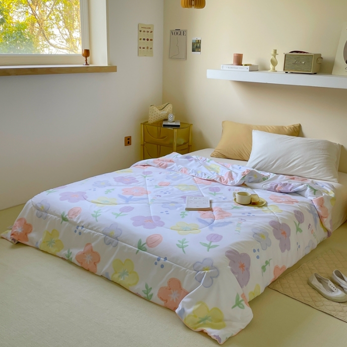 91家纺网 家纺一手货源 找家纺 星期八 2022新款A类水洗棉大豆夏被被子被芯 花枝