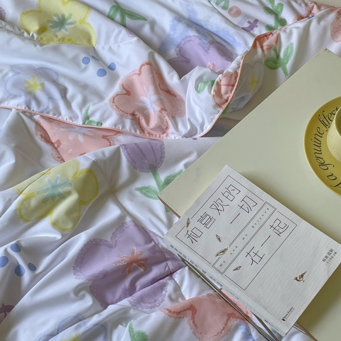 91家纺网 家纺一手货源 找家纺 星期八 2022新款A类水洗棉大豆夏被被子被芯 花枝
