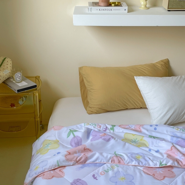 91家纺网 家纺一手货源 找家纺 星期八 2022新款A类水洗棉大豆夏被被子被芯 花枝