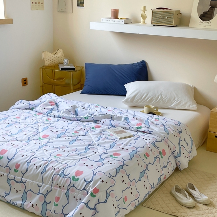 91家纺网 家纺一手货源 找家纺 星期八 2022新款A类水洗棉大豆夏被被子被芯 小熊