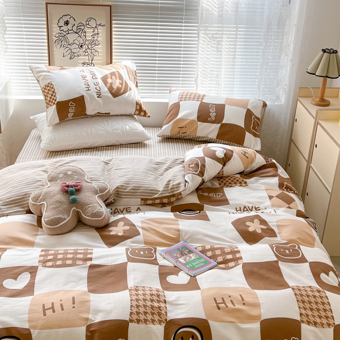 91家纺网 家纺一手货源 找家纺 昔可2022新款印花全棉四件套跑量款 咖色笑脸格