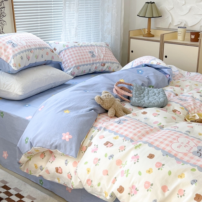 91家纺网 家纺一手货源 找家纺 昔可2022新款印花全棉四件套跑量款 蕾丝花熊