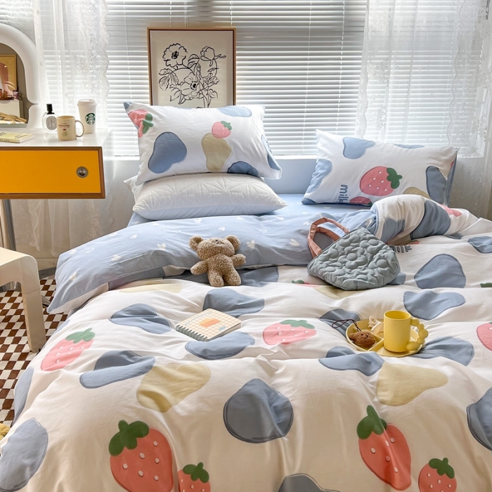 91家纺网 家纺一手货源 找家纺 昔可2022新款印花全棉四件套跑量款 奶牛块草莓