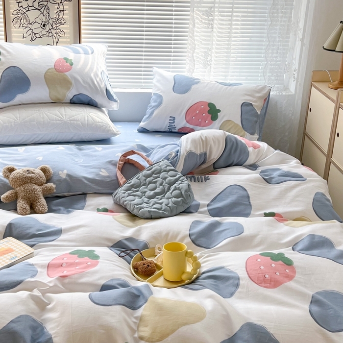 91家纺网 家纺一手货源 找家纺 昔可2022新款印花全棉四件套跑量款 奶牛块草莓