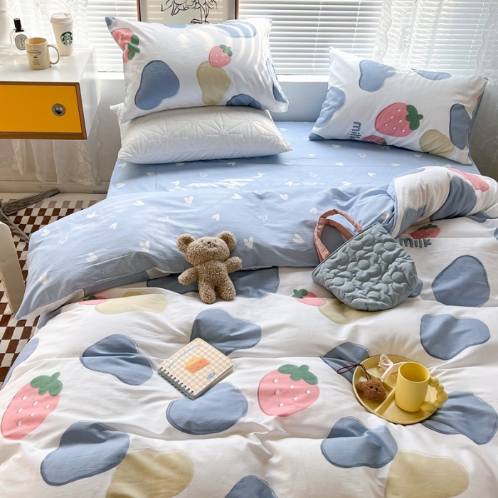 91家纺网 家纺一手货源 找家纺 昔可2022新款印花全棉四件套跑量款 奶牛块草莓