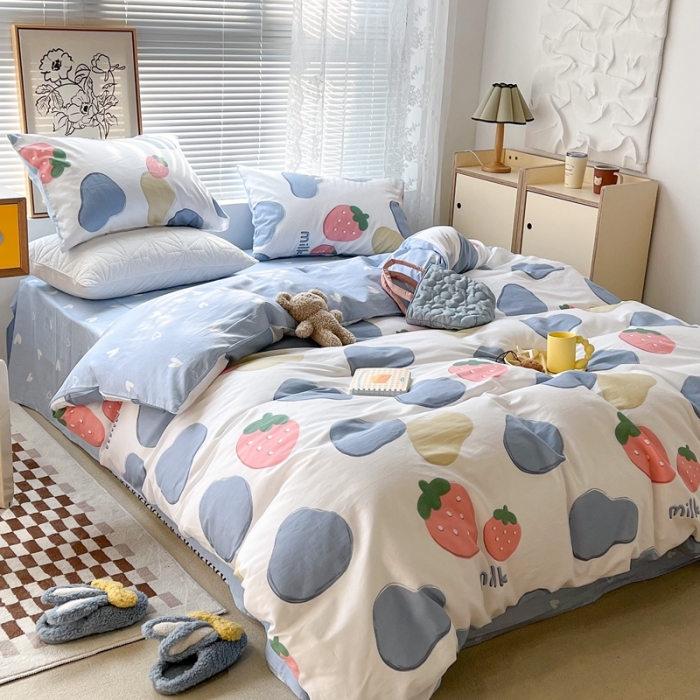 91家纺网 家纺一手货源 找家纺 昔可2022新款印花全棉四件套跑量款 奶牛块草莓