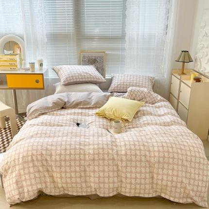 91家纺网 家纺一手货源 找家纺 昔可2022新款印花全棉四件套跑量款 涂鸦千鸟格粉