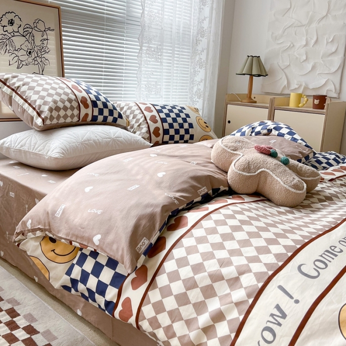 91家纺网 家纺一手货源 找家纺 昔可2022新款印花全棉四件套跑量款微笑每一天