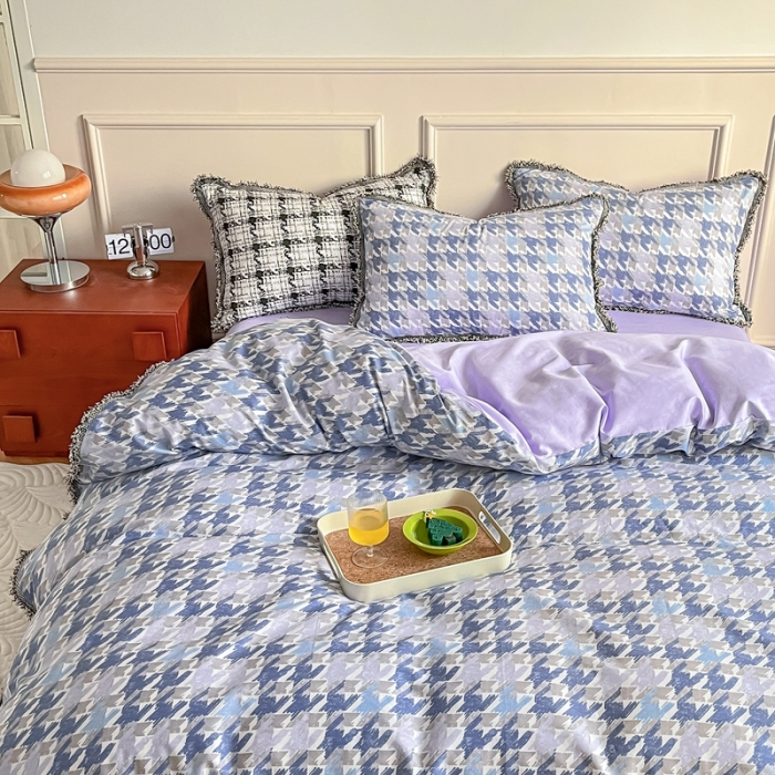 91家纺网 家纺一手货源 找家纺 昔可2022新款流苏小香风系列四件套 涂鸦千鸟格蓝