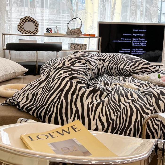 91家纺网 家纺一手货源 找家纺 昔可2022新款网红黑白豹纹系列全棉四件套 斑马纹