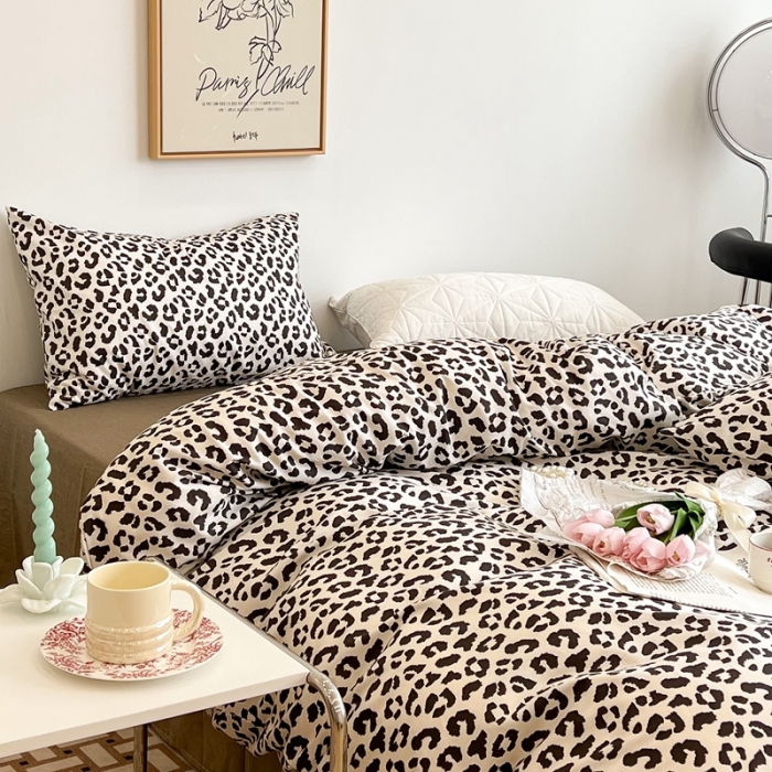 91家纺网 家纺一手货源 找家纺 昔可2022新款网红黑白豹纹系列全棉四件套 小豹纹