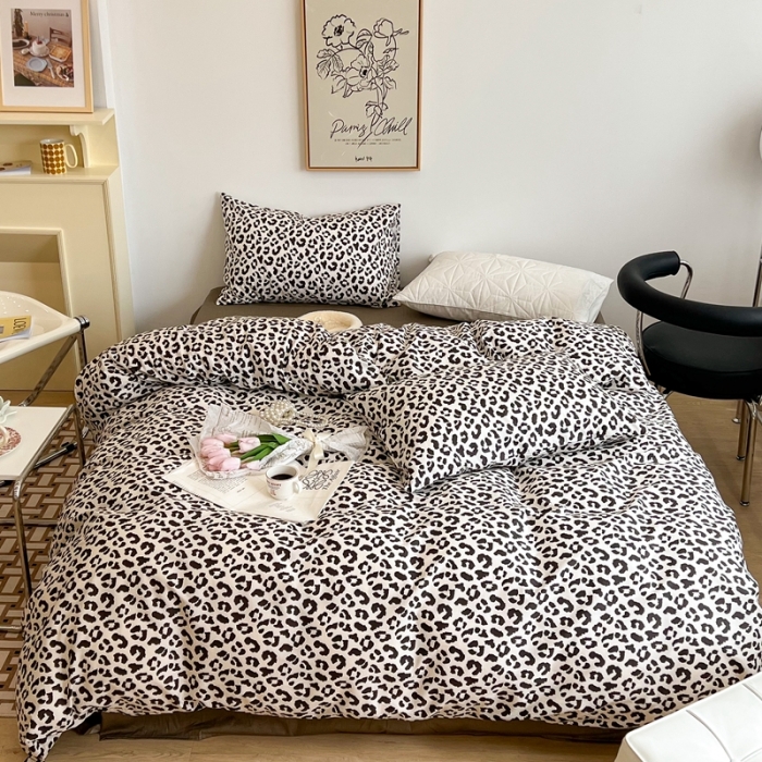 91家纺网 家纺一手货源 找家纺 昔可2022新款网红黑白豹纹系列全棉四件套 小豹纹