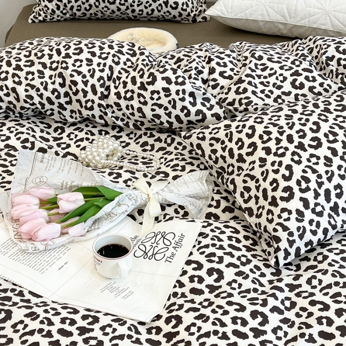 91家纺网 家纺一手货源 找家纺 昔可2022新款网红黑白豹纹系列全棉四件套 小豹纹