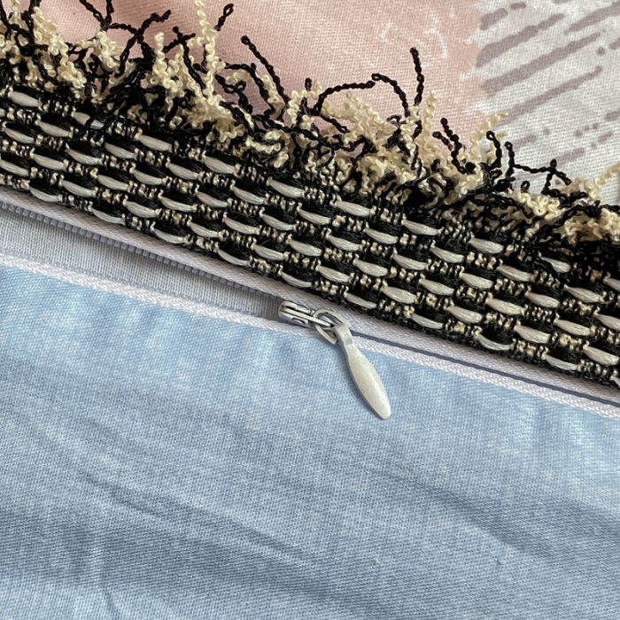 91家纺网 家纺一手货源 找家纺 昔可2022新款流苏小香风系列四件套  涂鸦小格