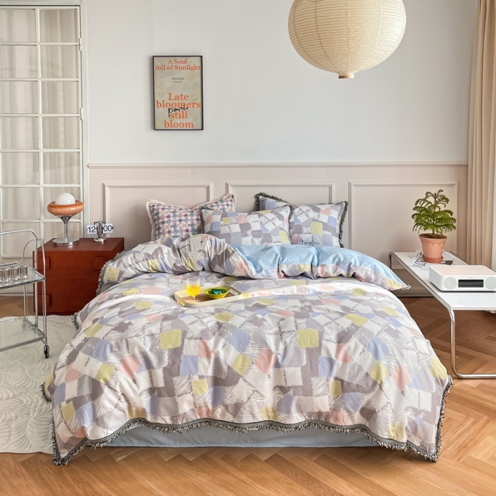 91家纺网 家纺一手货源 找家纺 昔可2022新款流苏小香风系列四件套  涂鸦小格