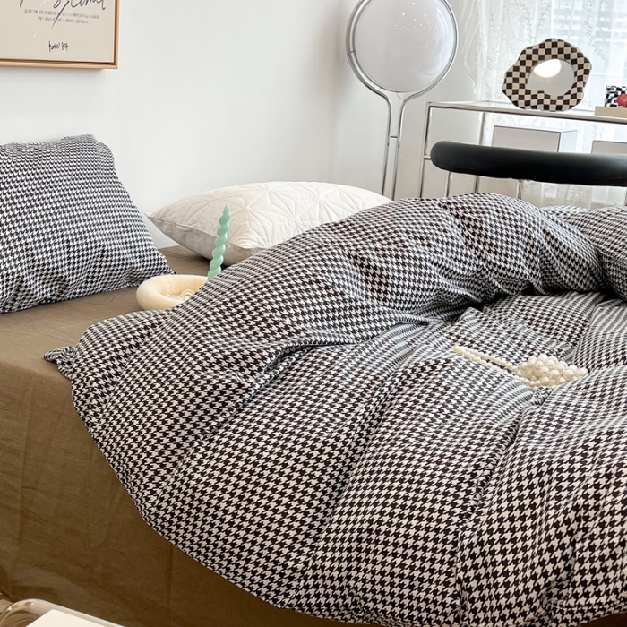 91家纺网 家纺一手货源 找家纺 昔可2022新款网红黑白豹纹系列全棉四件套 小千鸟格