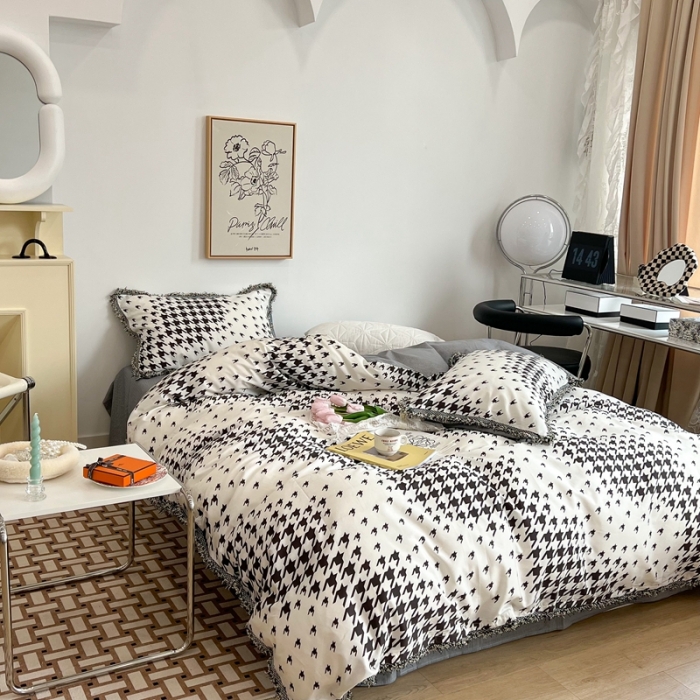 91家纺网 家纺一手货源 找家纺 昔可2022新款流苏小香风系列四件套 迷幻千鸟格 黑