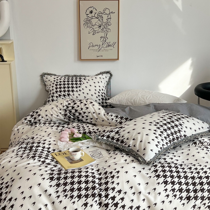 91家纺网 家纺一手货源 找家纺 昔可2022新款流苏小香风系列四件套 迷幻千鸟格 黑