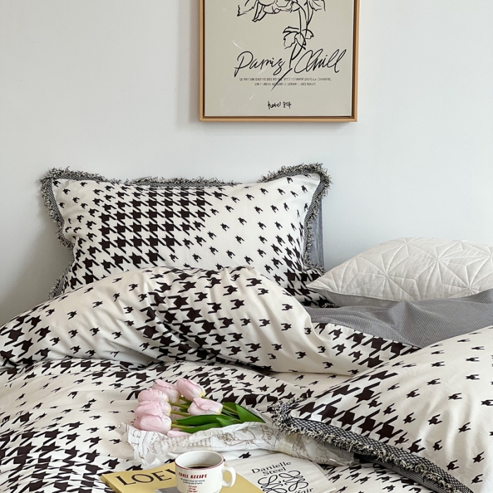 91家纺网 家纺一手货源 找家纺 昔可2022新款流苏小香风系列四件套 迷幻千鸟格 黑