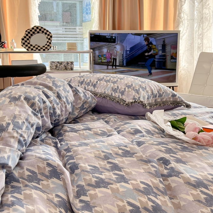 91家纺网 家纺一手货源 找家纺 昔可2022新款流苏小香风系列四件套 涂鸦千鸟格蓝