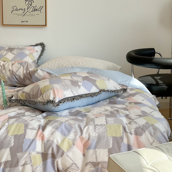 91家纺网 家纺一手货源 找家纺 昔可2022新款流苏小香风系列四件套 涂鸦小格