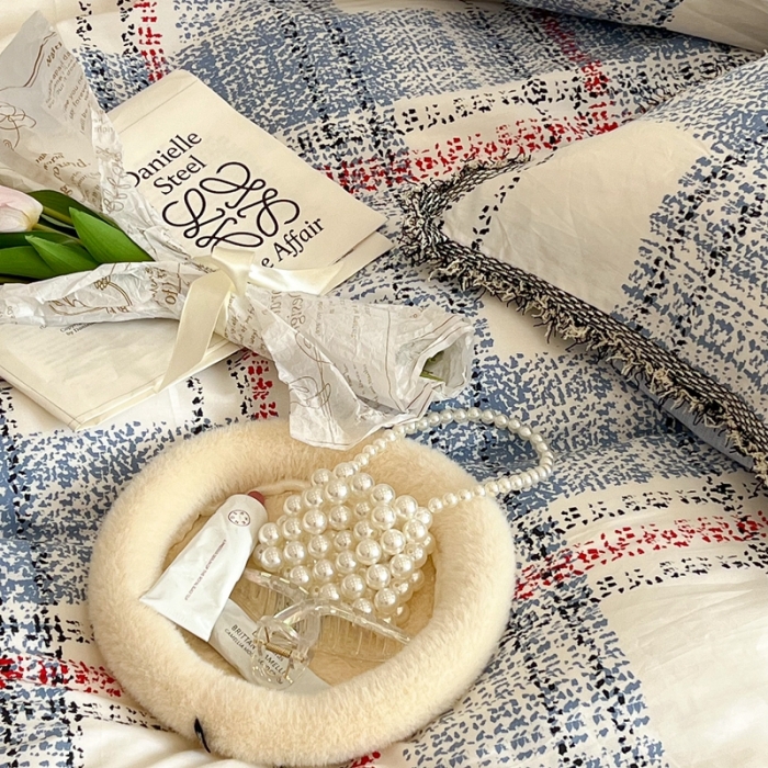 91家纺网 家纺一手货源 找家纺 昔可2022新款流苏小香风系列四件套 英伦蓝格