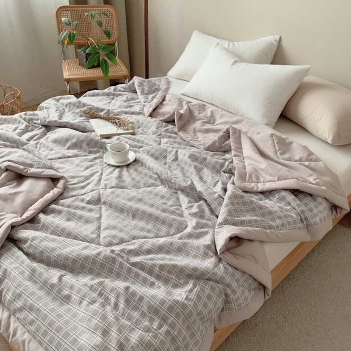 91家纺网 家纺一手货源 找家纺 慕尚家纺 2025新款日式简约无印风夏被夏凉被风格一 咖色大格