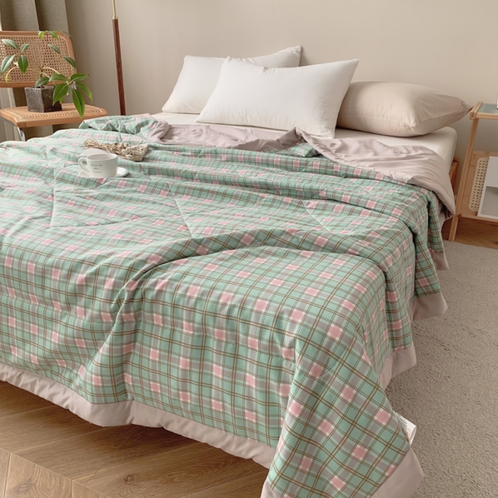 91家纺网 家纺一手货源 找家纺 慕尚家纺 2025新款日式简约无印风夏被夏凉被风格一 七分格绿