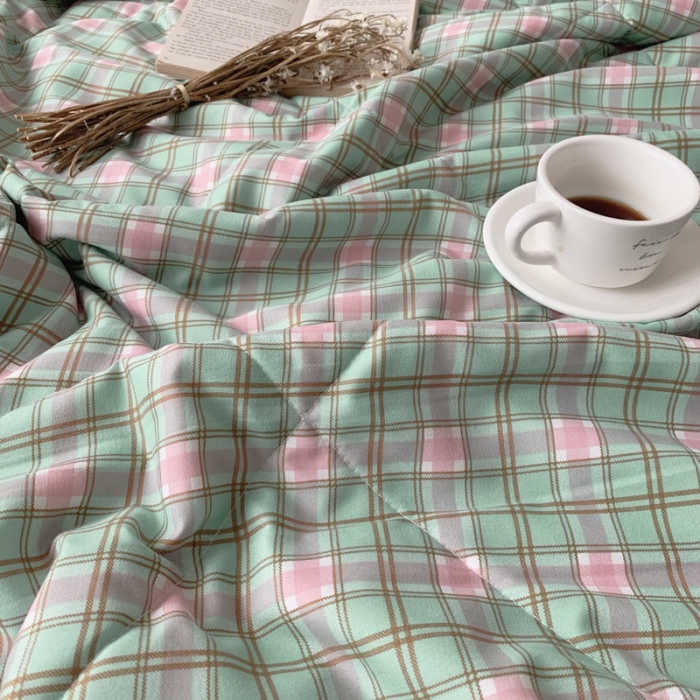 91家纺网 家纺一手货源 找家纺 慕尚家纺 2025新款日式简约无印风夏被夏凉被风格一 七分格绿