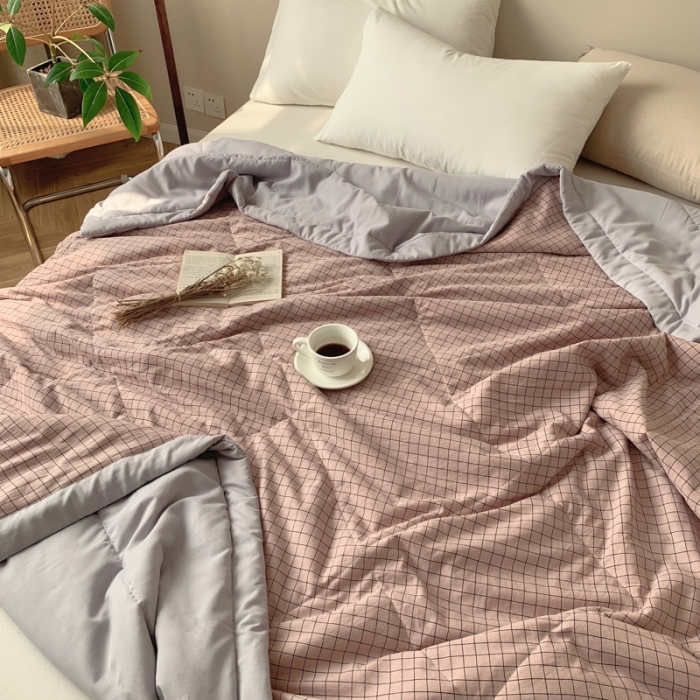 91家纺网 家纺一手货源 找家纺 慕尚家纺 2025新款日式简约无印风夏被夏凉被风格一 小粉格