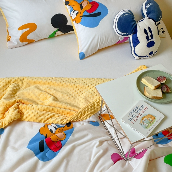 91家纺网 家纺一手货源 找家纺 星期八 2022新款迪士尼正版豆豆夏被 高飞