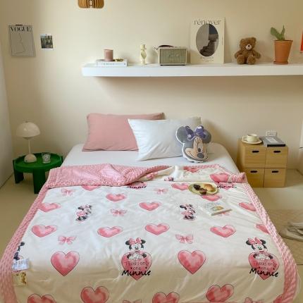 91家纺网 家纺一手货源 找家纺 星期八 2022新款迪士尼正版豆豆夏被 米妮宝宝