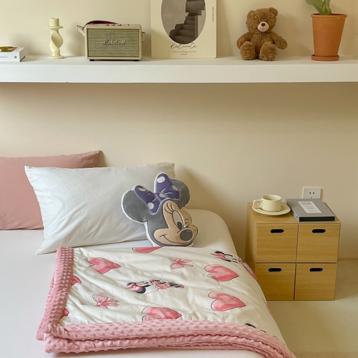 91家纺网 家纺一手货源 找家纺 星期八 2022新款迪士尼正版豆豆夏被 米妮宝宝